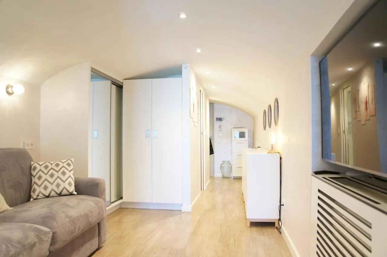 Longue 1 Menton Apartment