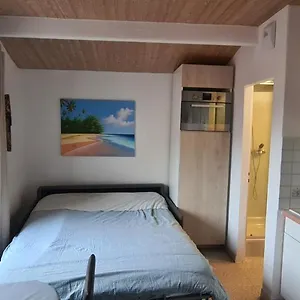 Rue Du Vieux Chateau - Beau F2 Appartamento
